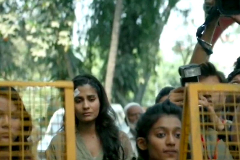 Mumbai Dairies 26/11 (2021)